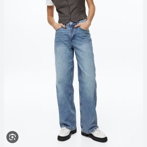 H&M 90s baggy jeans